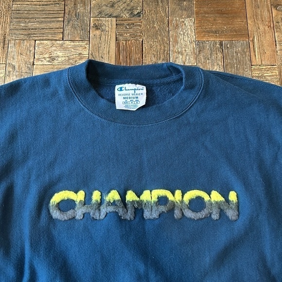 Champion Crewneck Sweatshirt Fuzzy Letters - Picture 3 of 6